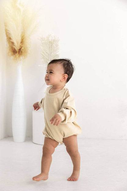 Ribbed Bubble Romper | Honey